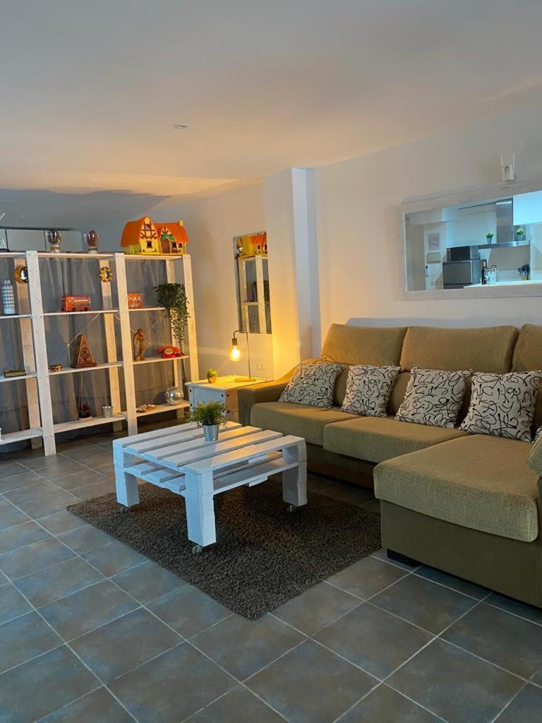 Acogedor Apartamento Loft Alhaurín de la Torre Eksteriør billede